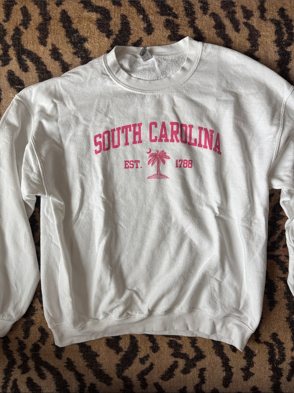 Gildan White Crewneck Sweatshirt with Pink South Carolina Print